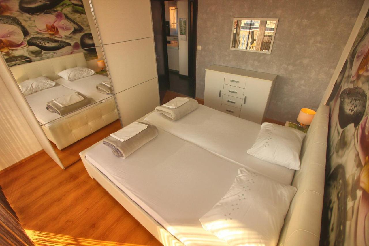 Apartment Martina Crikvenica Ngoại thất bức ảnh
